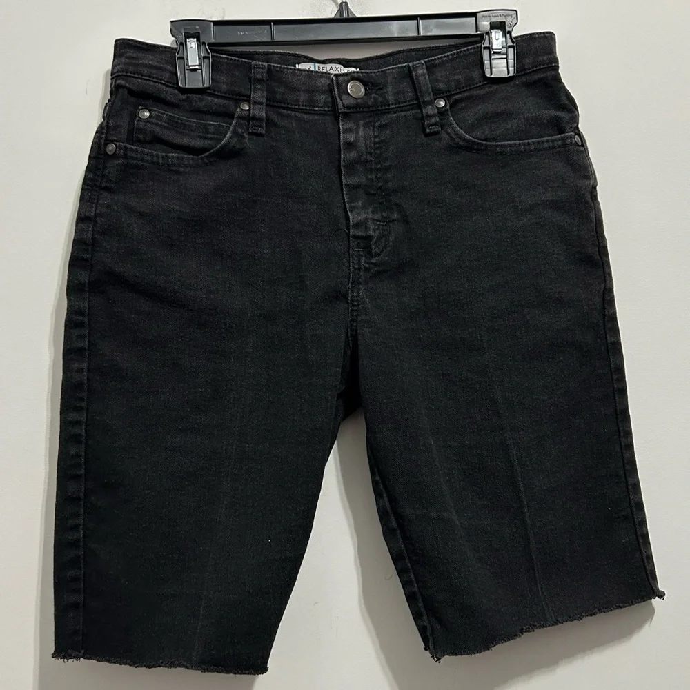 Lee Relaxed Fit Women’s Black Jean Shorts Knee-Length Denim